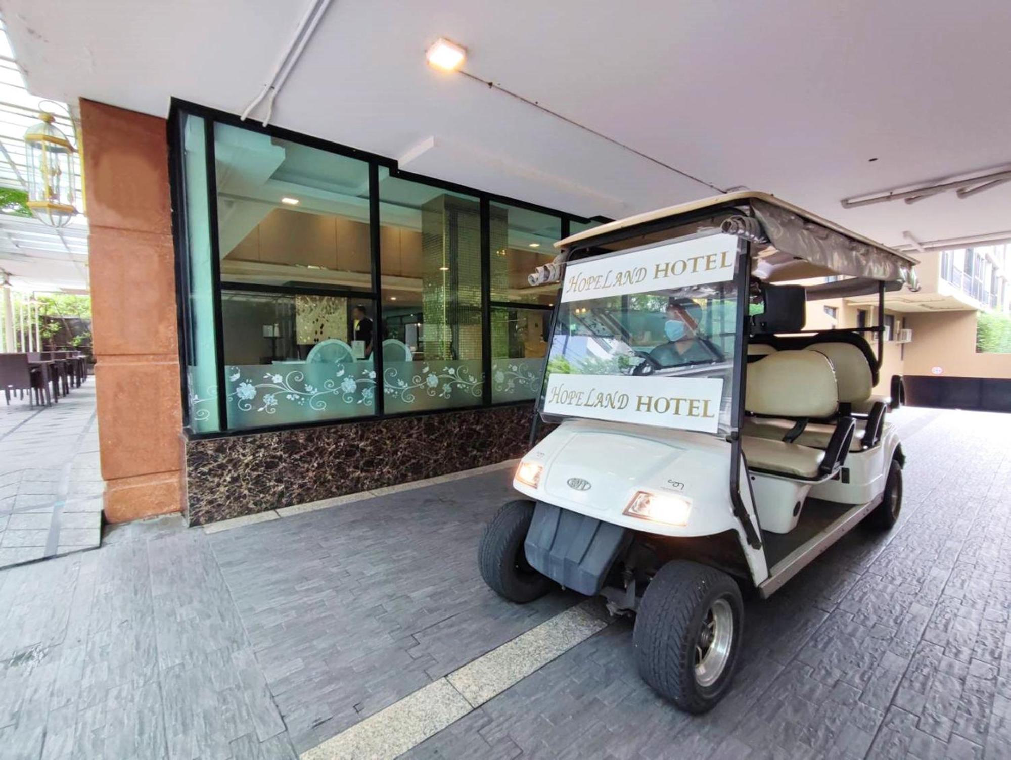 素坤逸路8号希望之地酒店 曼谷 外观 照片